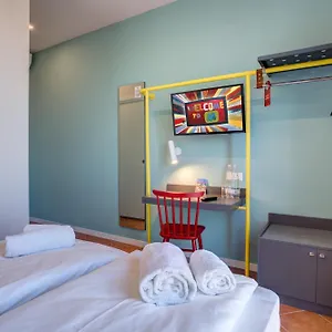 Hostel Meininger Garibaldi, Mediolan